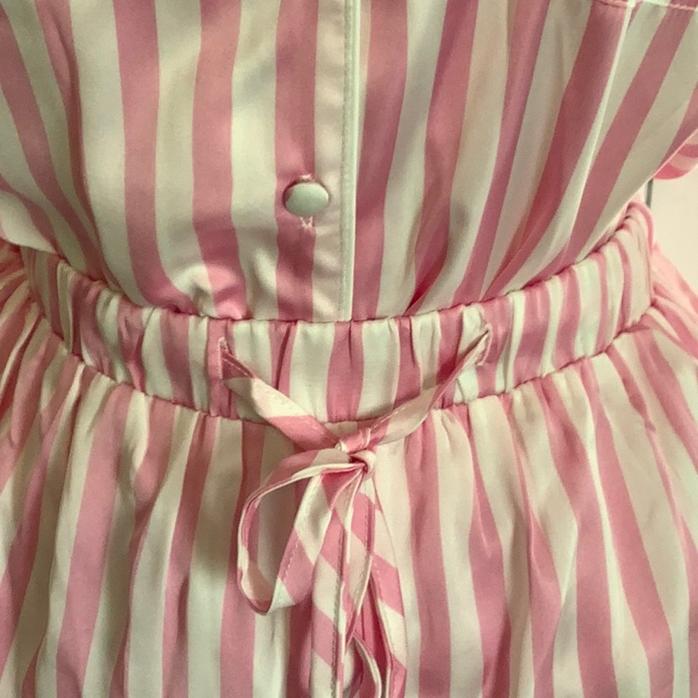 MISSGUIDED Pajama Set - Picture 10 of 16